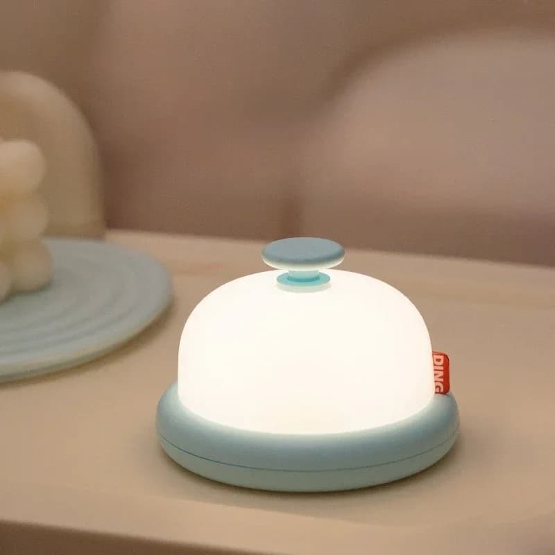 Klokkeformet LED-bordlampe med timer, varmhvit